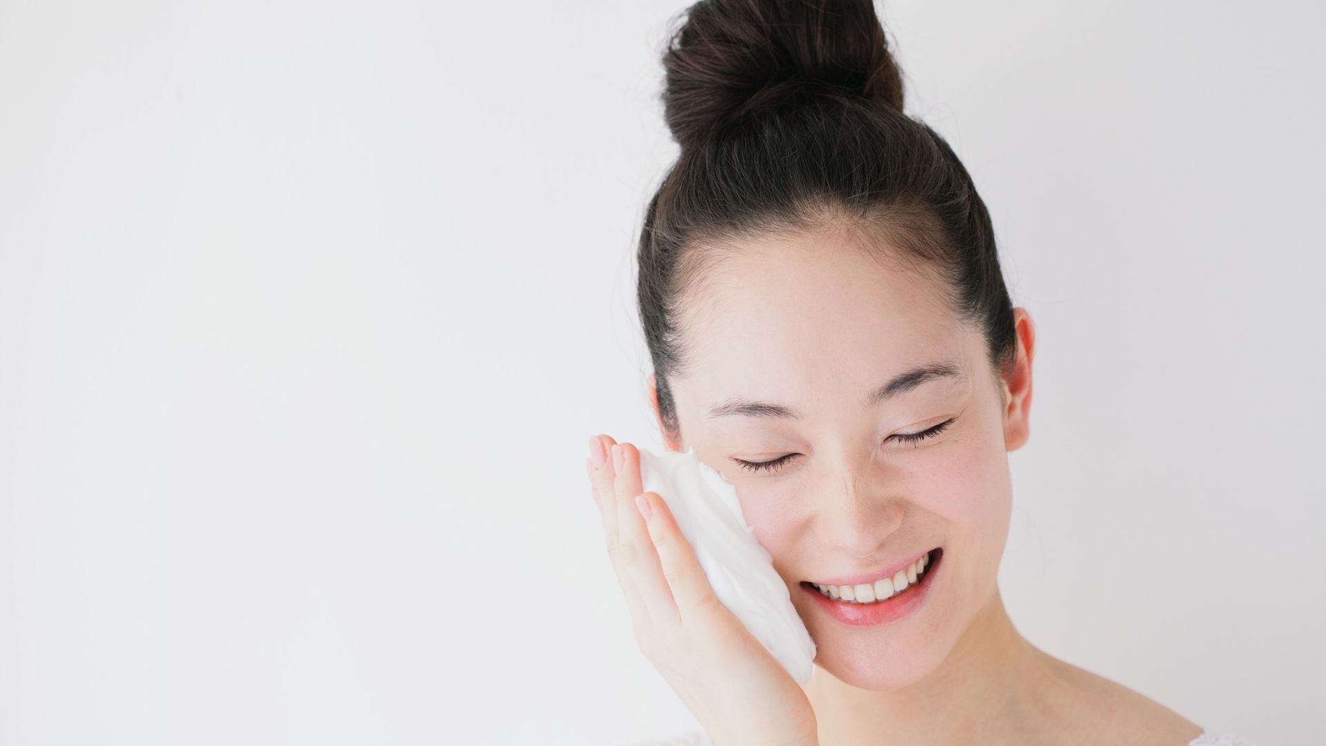SỮA RỬA MẶT TẠO BỌT THIÊN NHIÊN CHUẨN CHÂU ÂU (BASIC)
