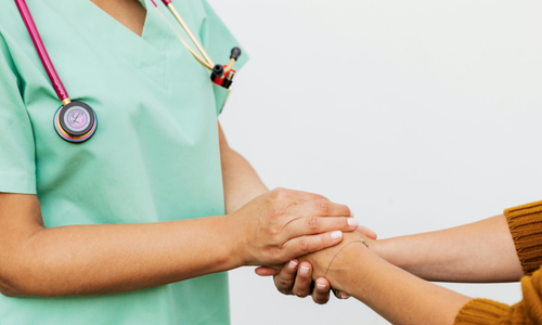 GIAO TIẾP VÀ TRẢI NGHIỆM NGƯỜI BỆNH 