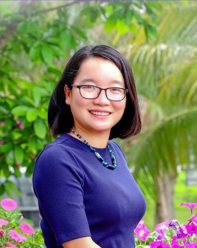 TS. Lương Thị Hiền