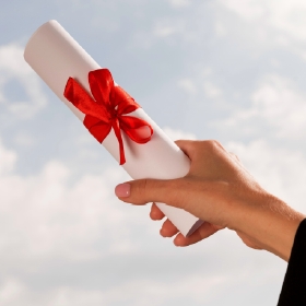 Nhận ngay thư giới thiệu từ PGS và điểm thi