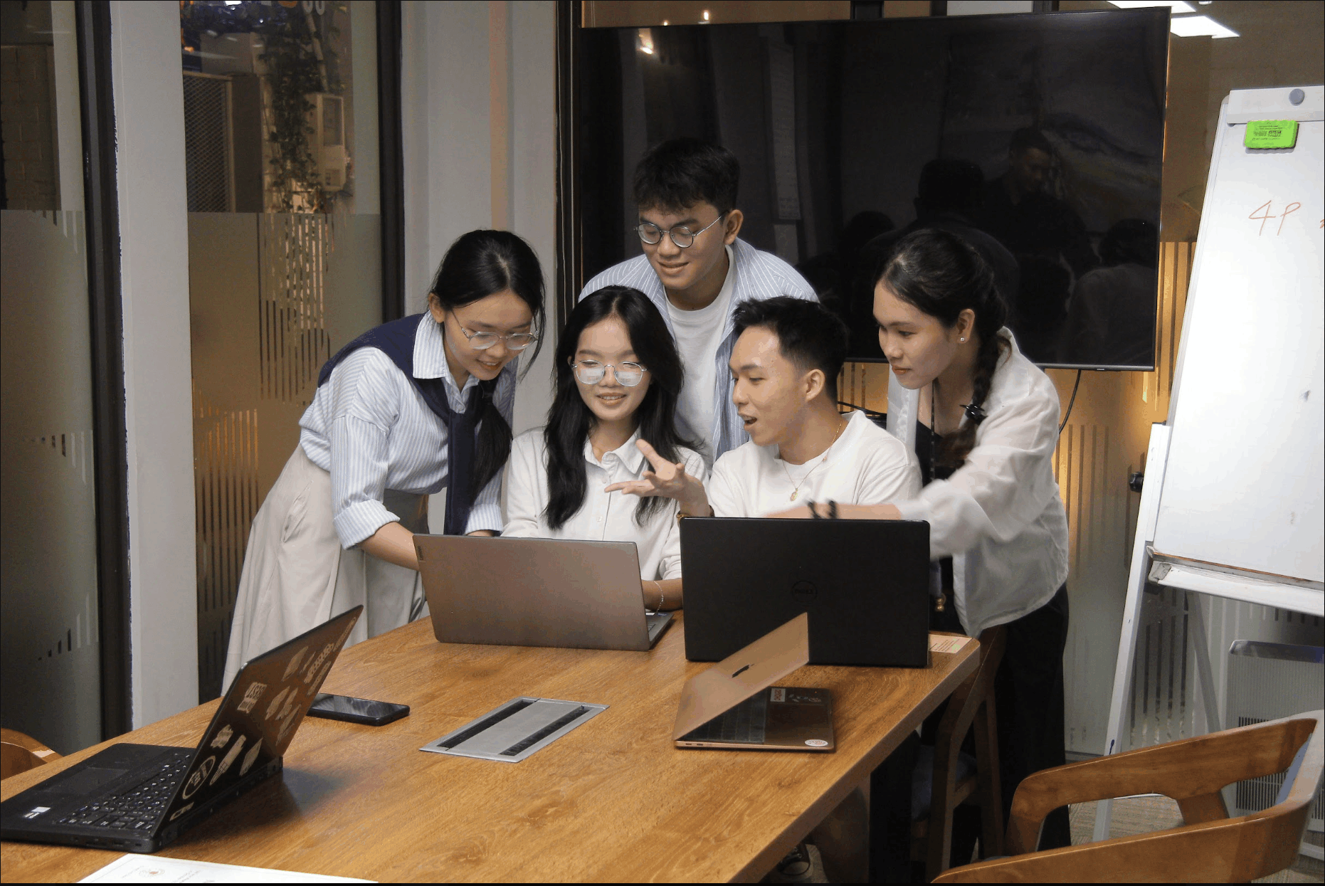 THƯ VIỆN BUSINESS CASE ĐỘC QUYỀN