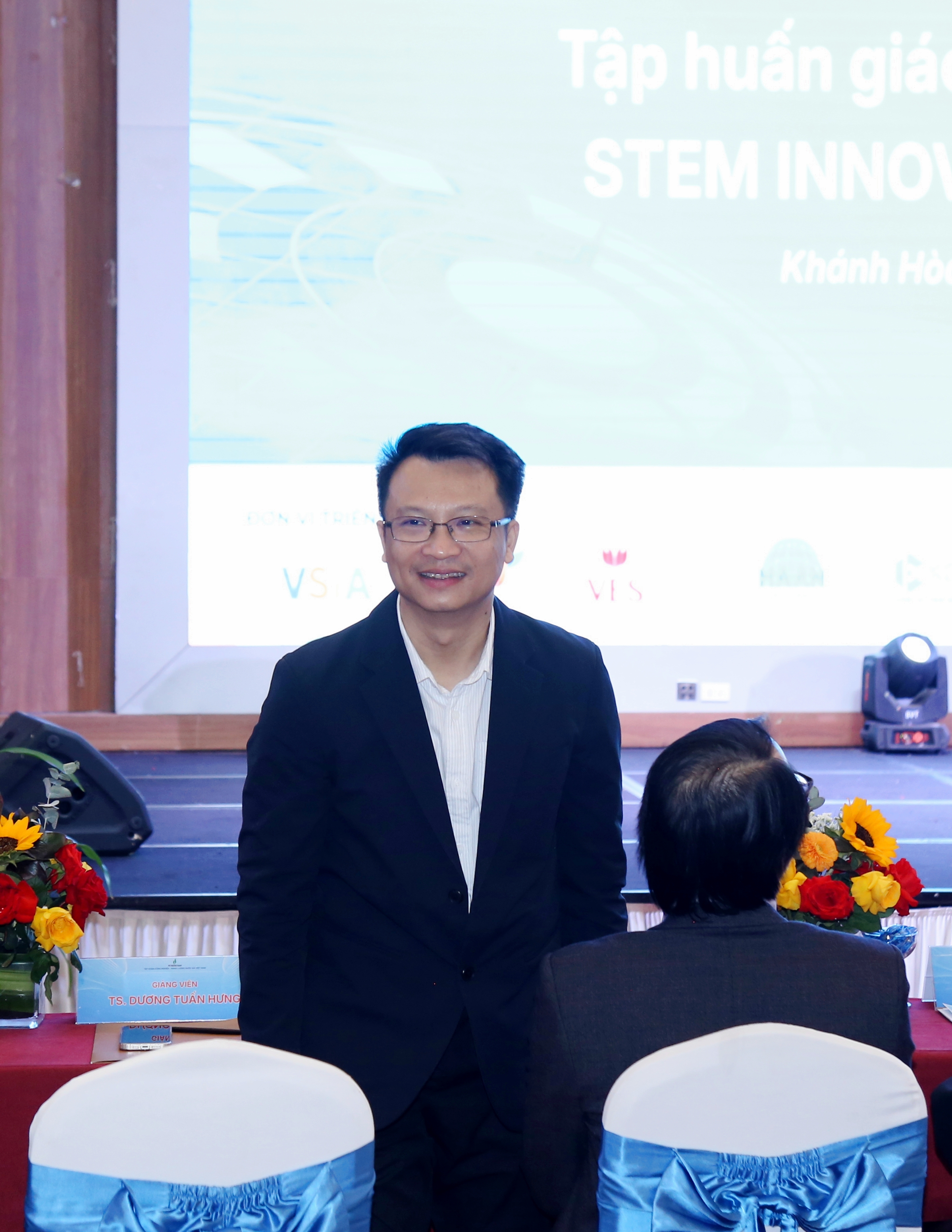 Nghiên cứu khoa học kĩ thuật trong trường phổ thông