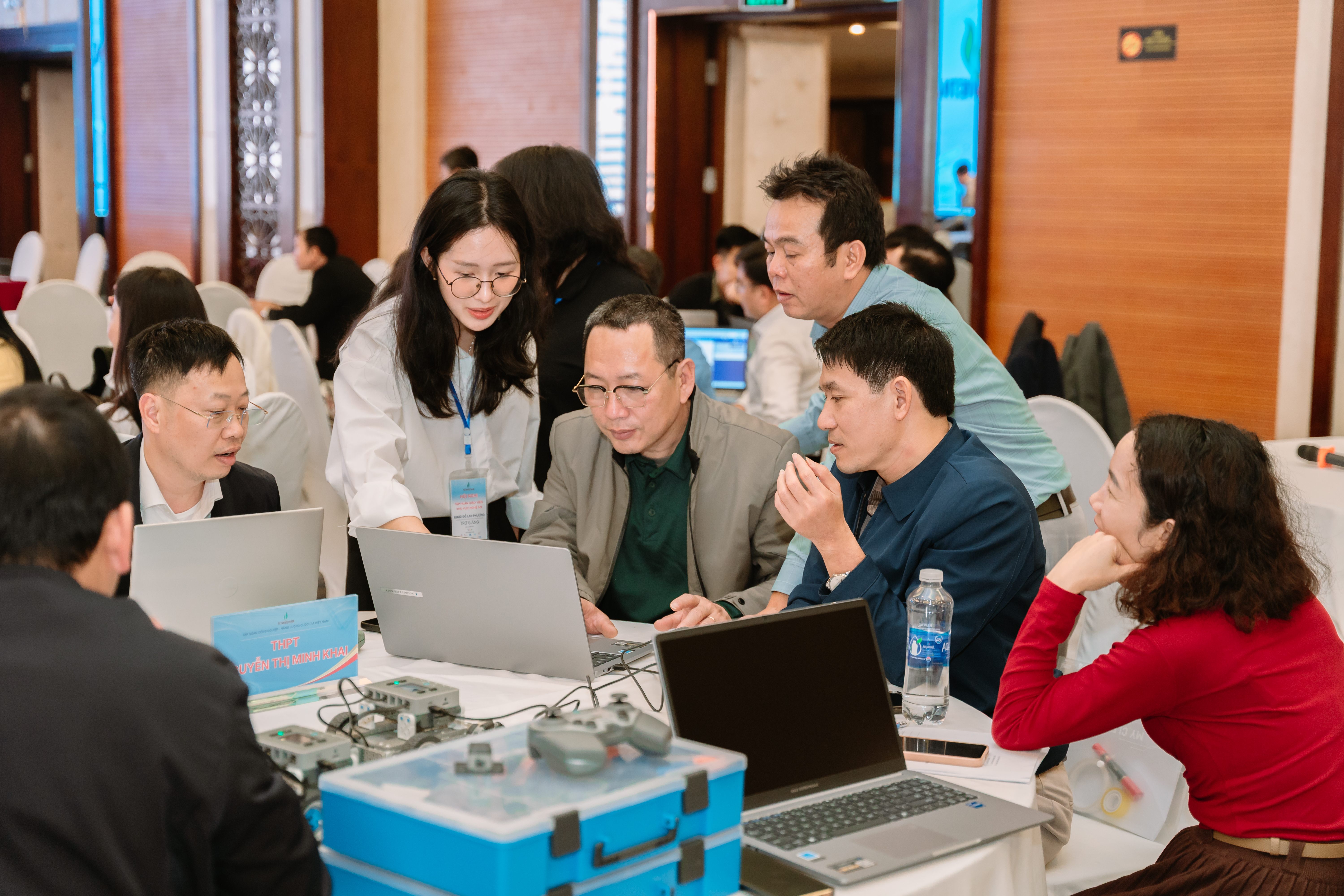 Chủ đề mẫu: Khối THPT