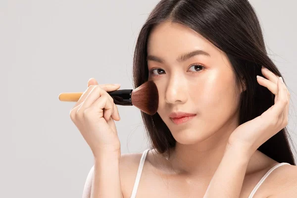Highlight và contour là gì? Có thật sự cần thiết không?