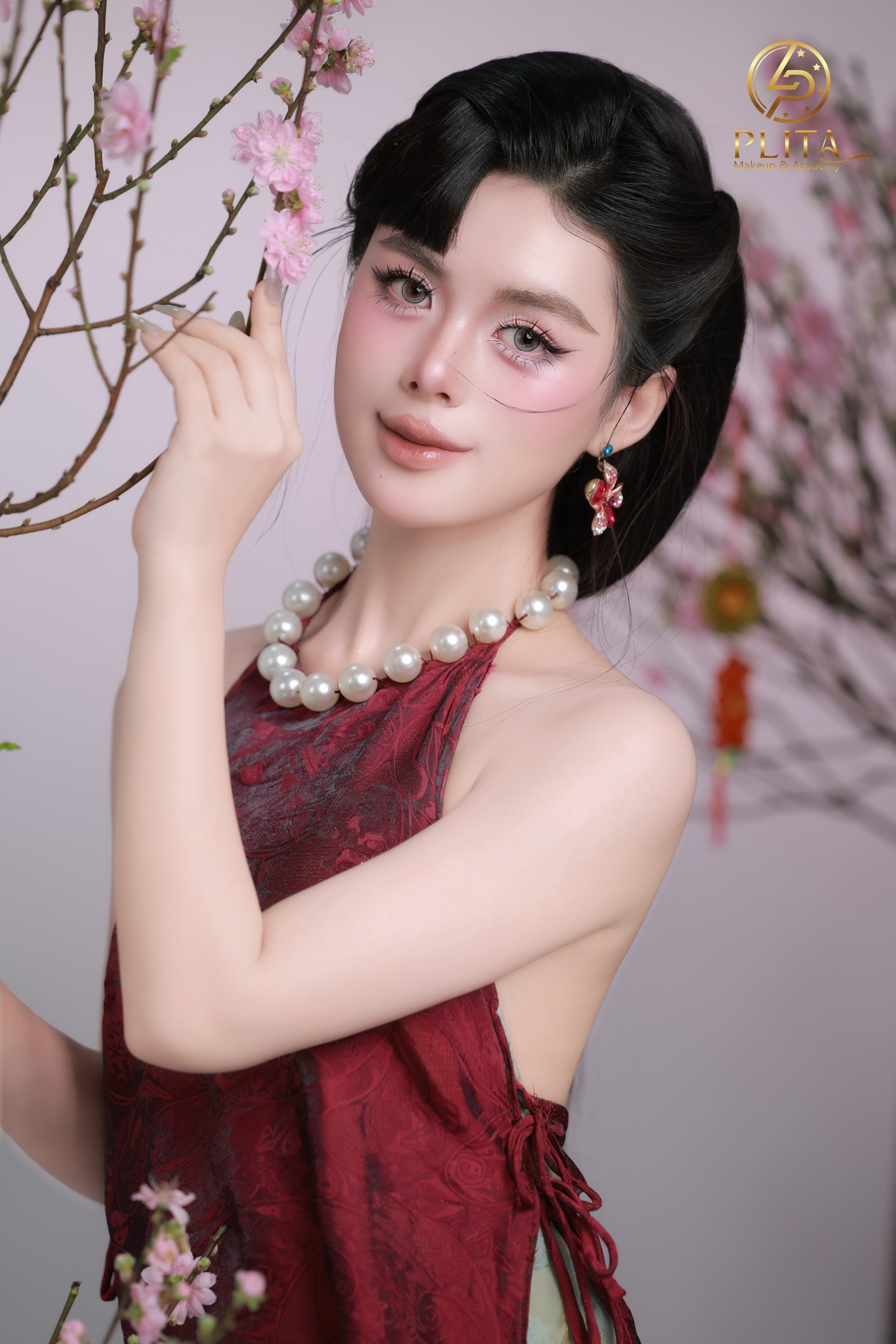 Makeup Chụp Áo Dài – Bí Quyết Trang Điểm Tôn Nét Dịu Dàng